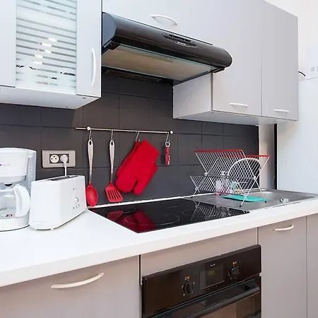 Beau 2 Pieces Proche Centre Apartment Cannes