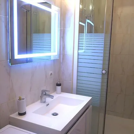 Apartment Beau 2 Pieces Proche Centre Cannes