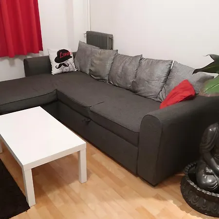 Beau 2 Pieces Proche Centre דירה