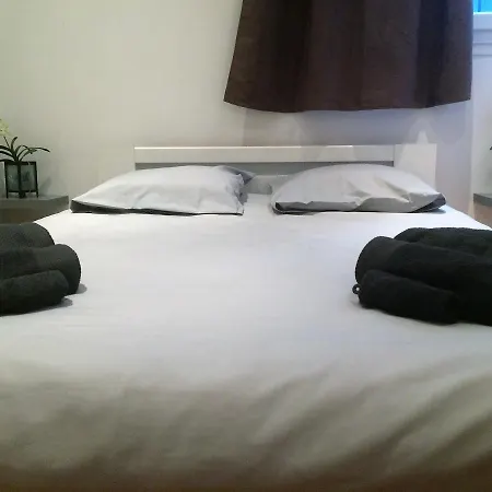 Beau 2 Pieces Proche Centre קאן